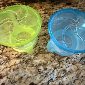 Toddler Snack Cups 2 Pack Green Blue Spill Proof Snack Containers Soft Lid
